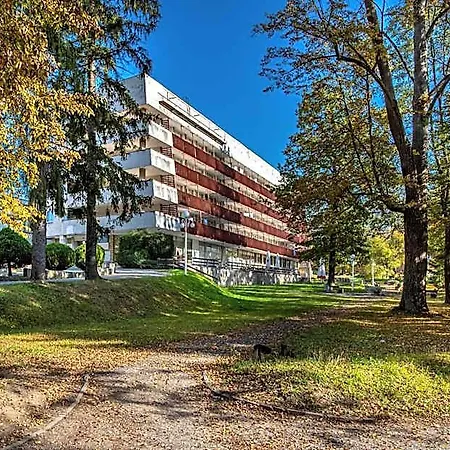 Aparthotel Jubilat 3*